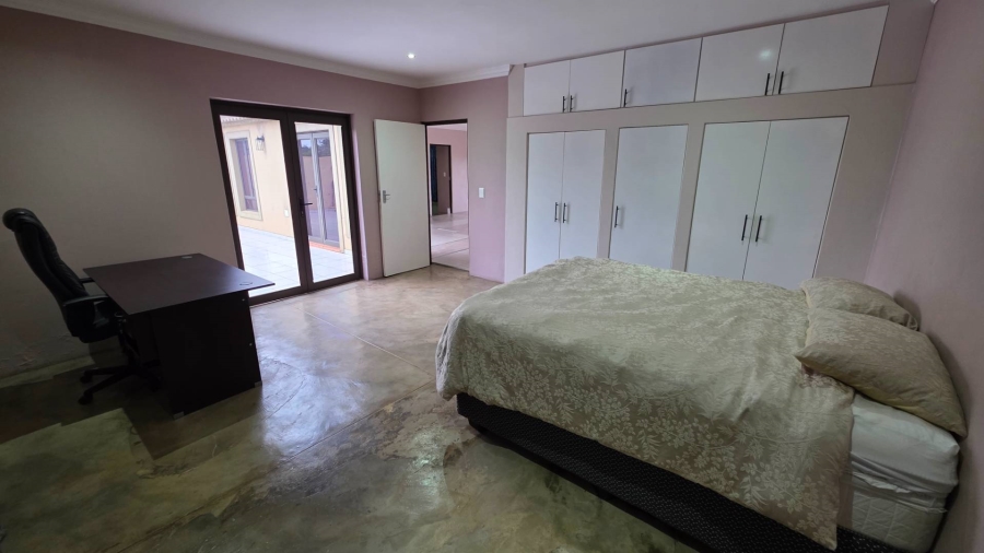 4 Bedroom Property for Sale in Broederstroom North West